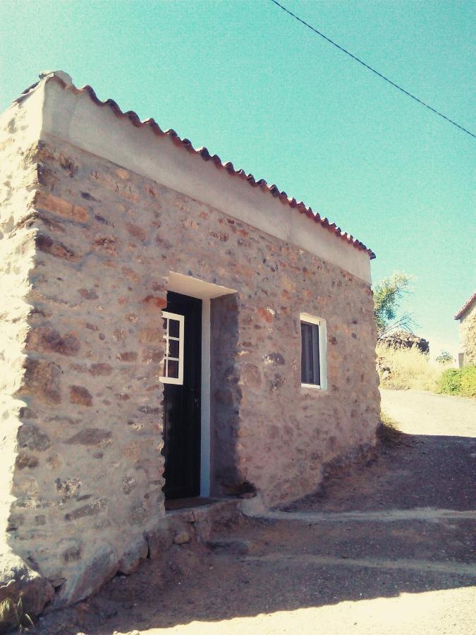 Pensjonat Palheiros Da Ribeira Pracana Cimeira Zewnętrze zdjęcie